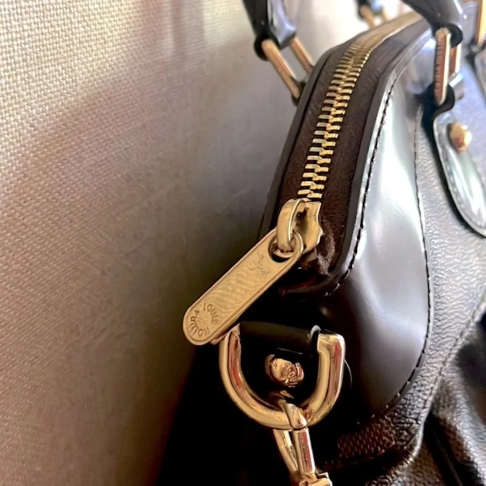 TRENDY SATCHEL - Picture 9 of 9